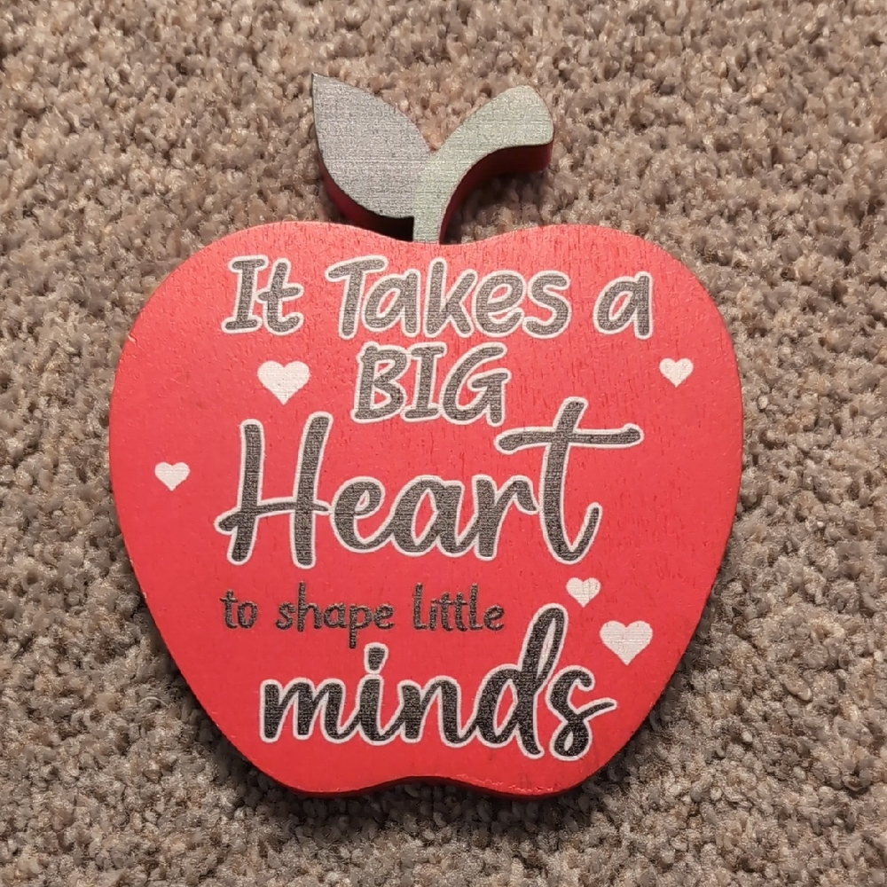 Red Apple Shaped Wall Decor